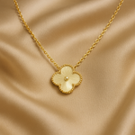 Clover Halskette