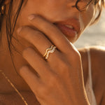 Radiance Curve Ring