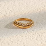Adeline Schmaler Ring in Gold