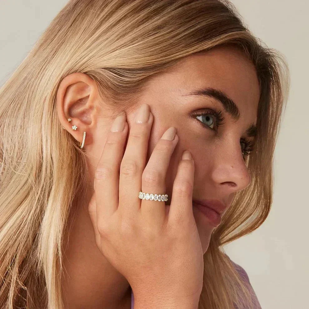 Antoinette Leuchtender Ring in Gold