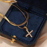Fiona Initialenhalskette in Gold