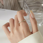 Gabrielle Schmaler Ring in Gold