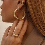 Luden Geschwungener Ring in Gold