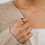 Lyra Glatter Ring