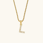 Maeve Diamant-Initialenhalskette in Gold