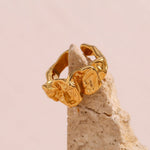 Paloma Skulpturaler Ring in Gold