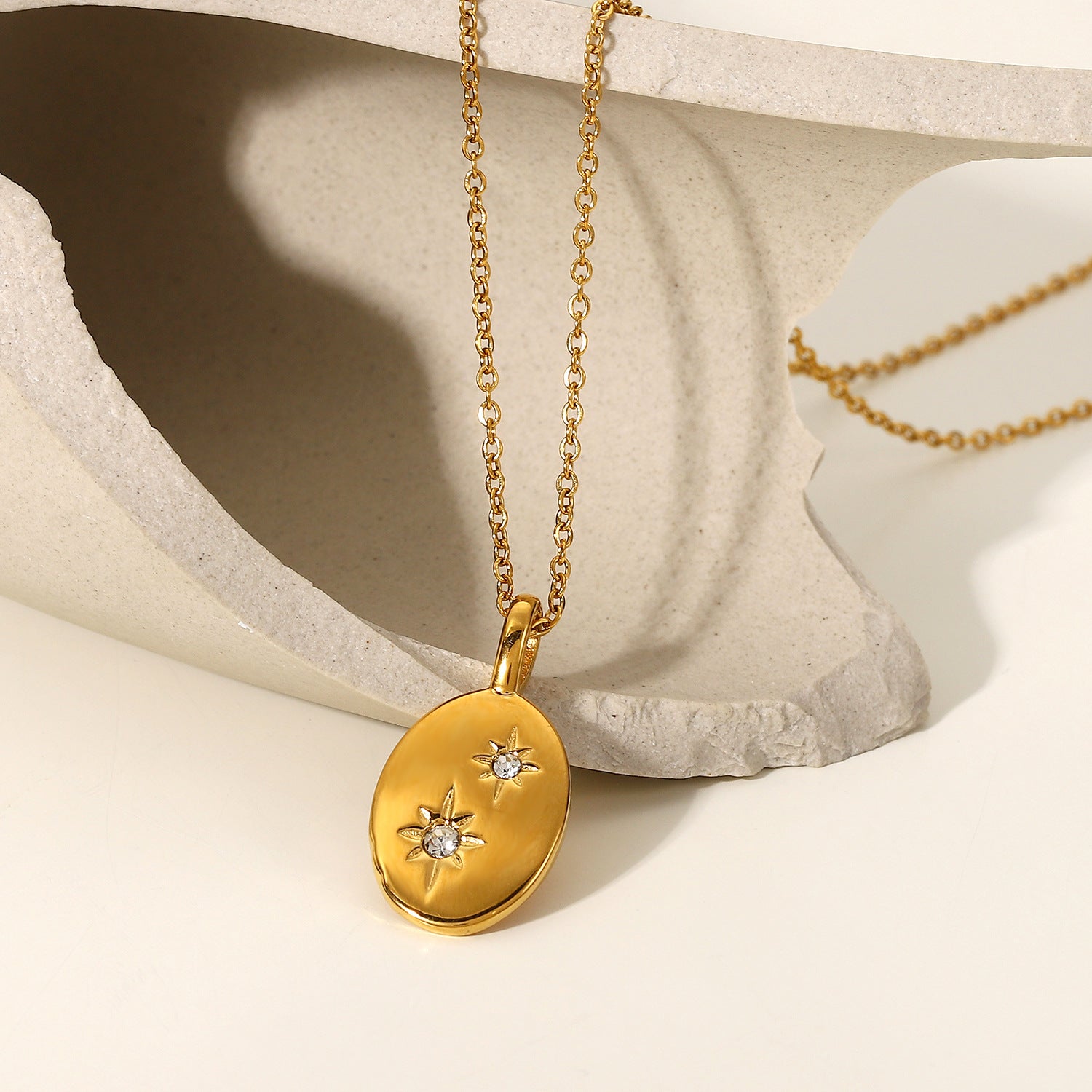 Pamela Sternhalskette in Gold