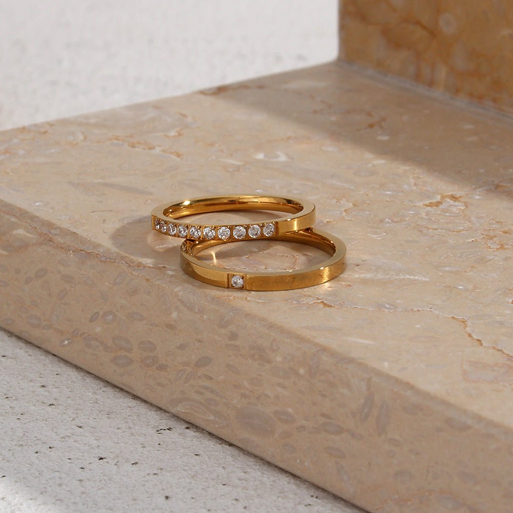 Sage Minimalistischer Ring in Gold